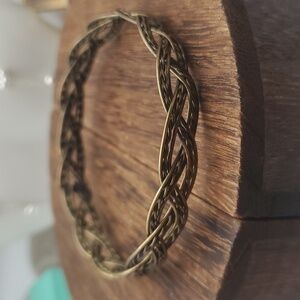 Celtic braided‎ crown wreath bracelet B0218